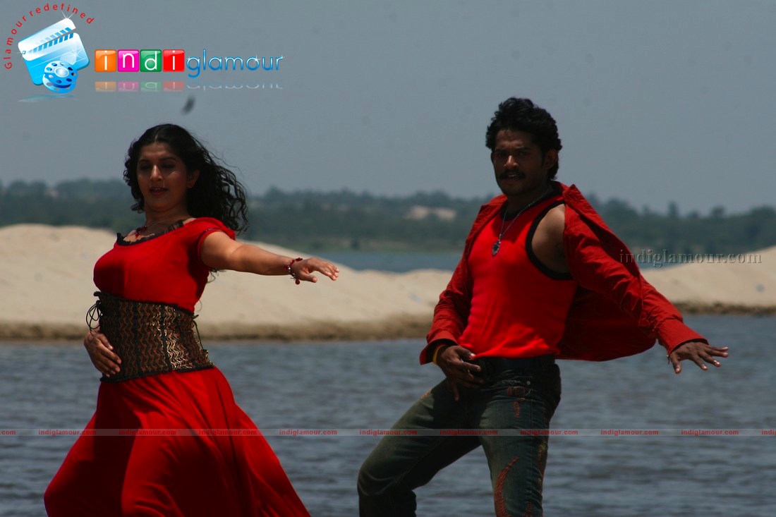 AADHINARAYANA Movie hd photo
